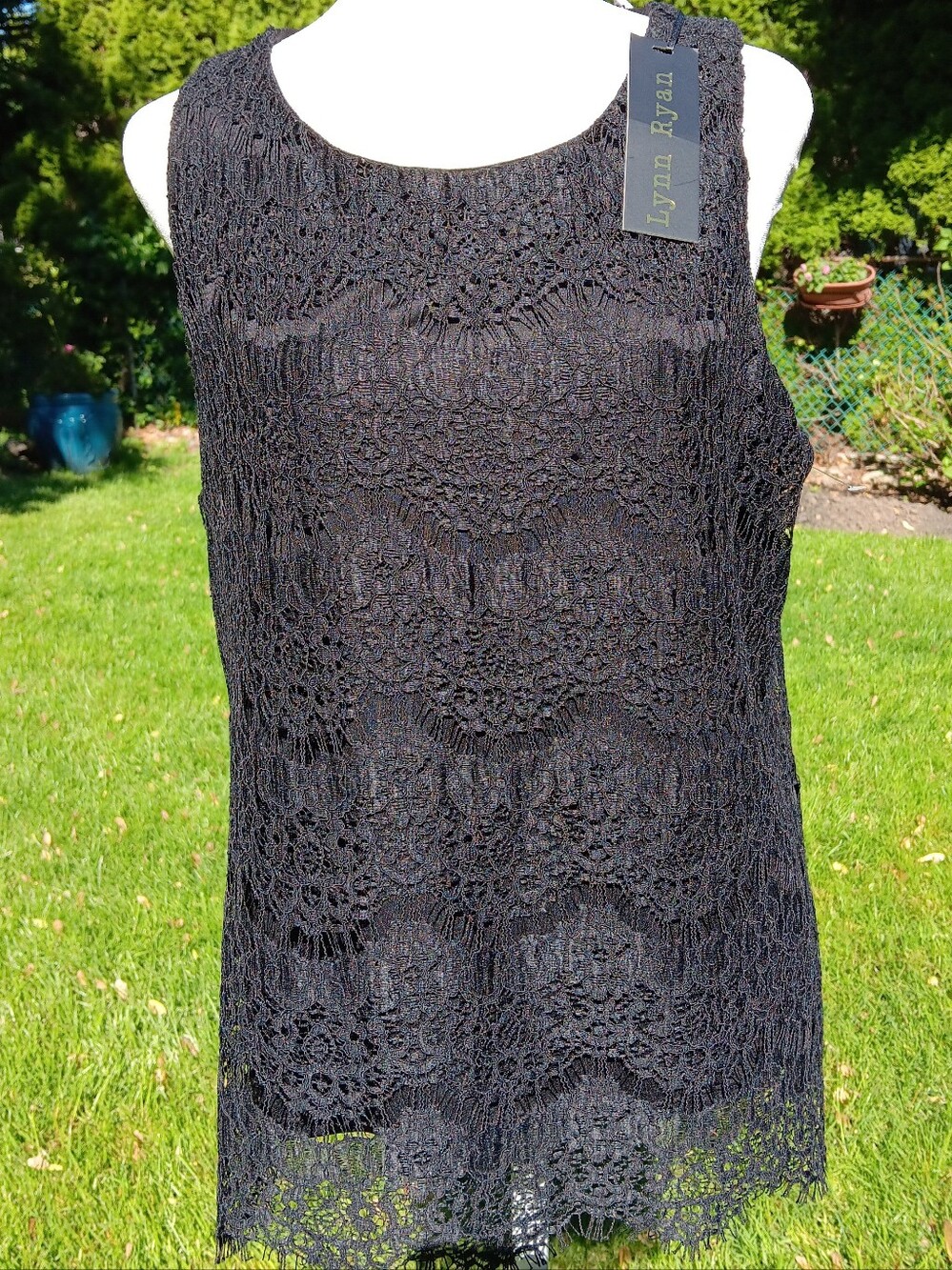 Black Crochet Sleeveless Women's Top